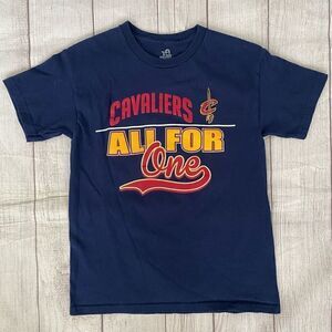 Cleveland Cavs youth M short sleeve t-shirt navy blue